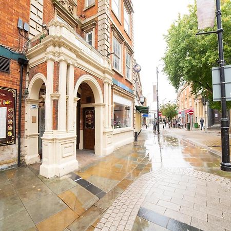 The Royal Hotel Kettering Bagian luar foto