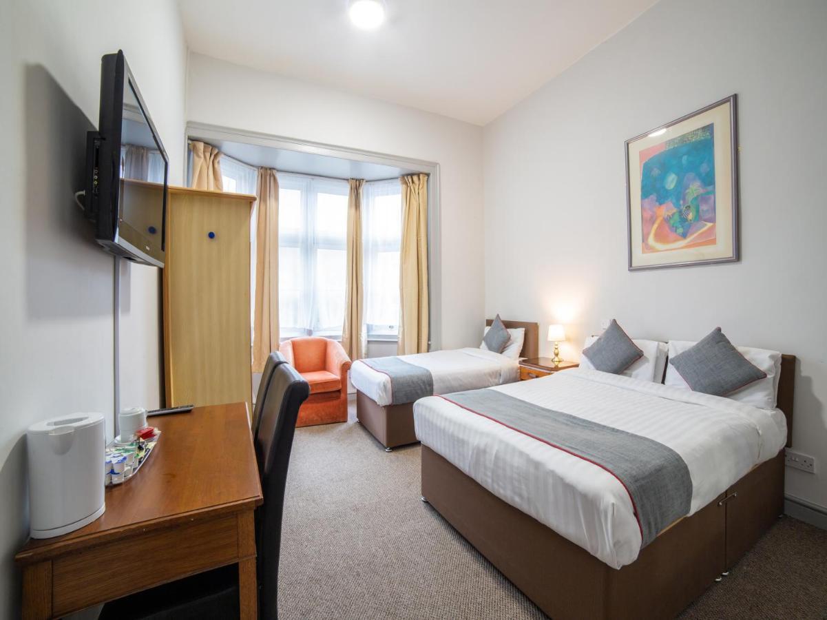 The Royal Hotel Kettering Bagian luar foto
