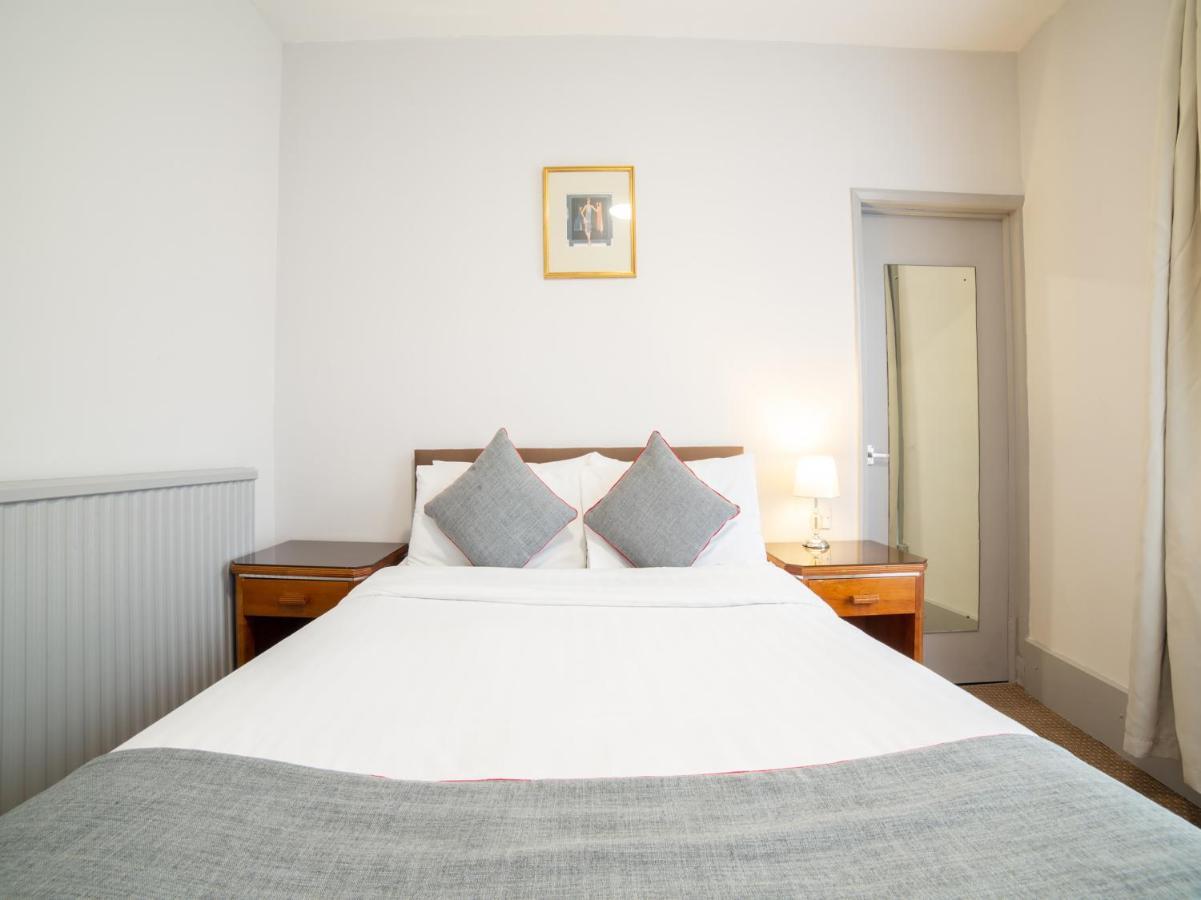 The Royal Hotel Kettering Bagian luar foto