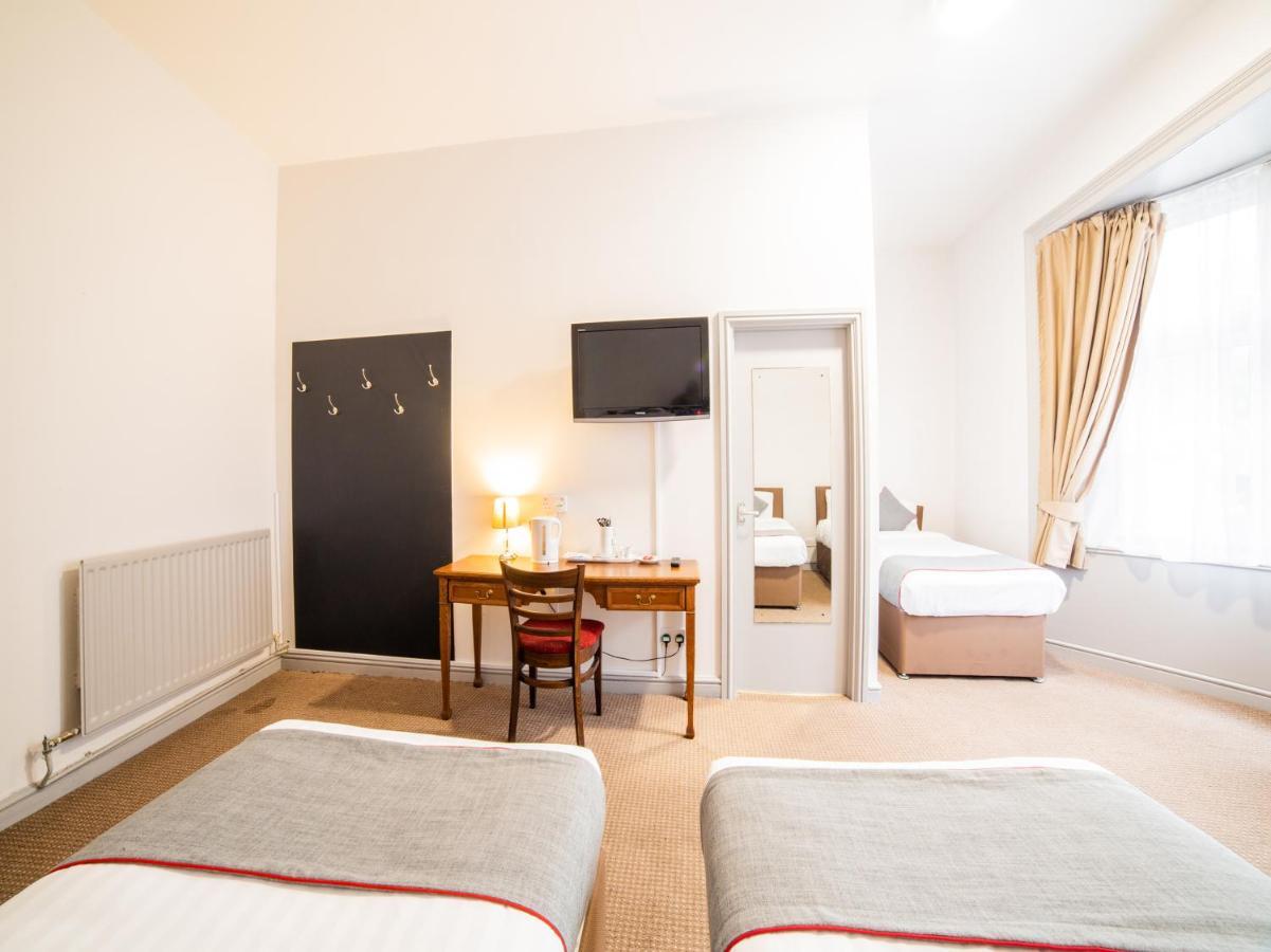 The Royal Hotel Kettering Bagian luar foto